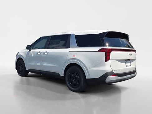 New 2026 Kia Carnival LX image 3
