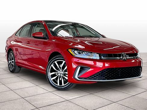 New 2026 Volkswagen Jetta SE image 2