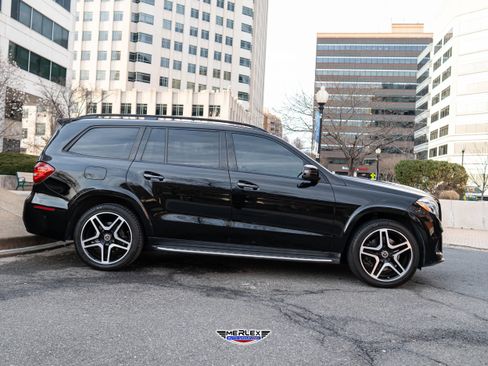 Used 2017 Mercedes-Benz GLS 550 4MATIC image 8