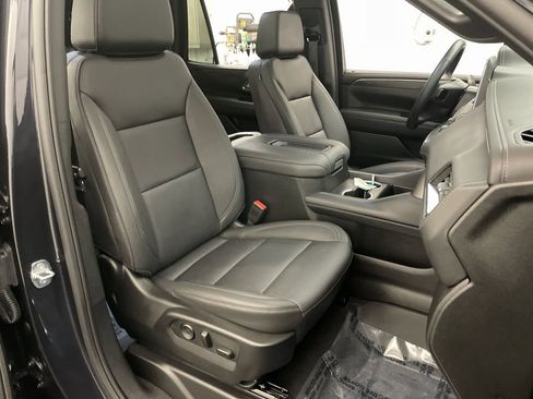 Used 2023 Chevrolet Tahoe Z71 w/ Luxury Package image 22