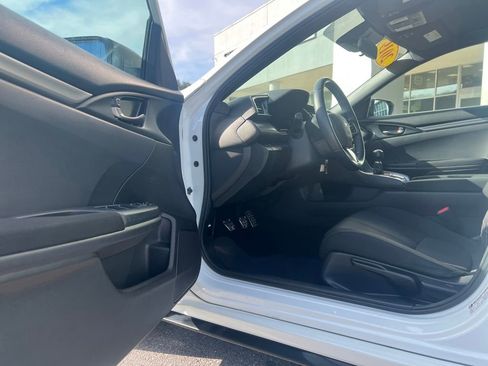 Used 2019 Honda Civic Sport image 13