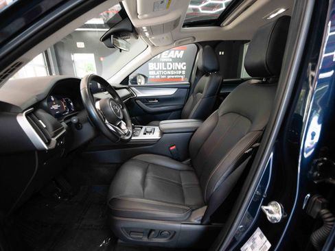 Used 2024 MAZDA CX-90 Plug-In Hybrid w/ Preferred AWD/4WD image 9