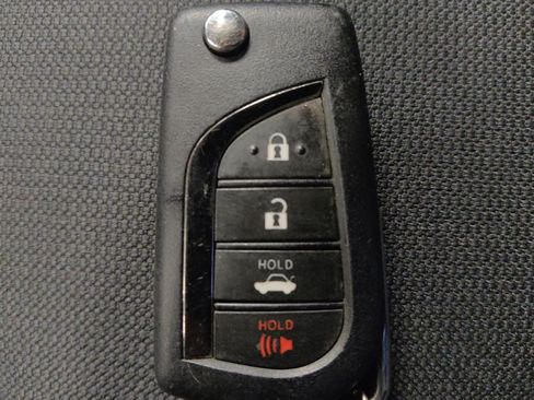 Used 2024 Toyota Corolla LE FWD image 32