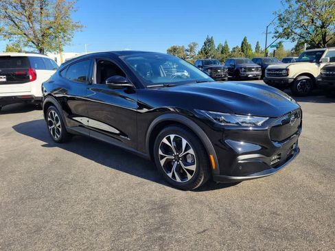 Certified 2025 Ford Mustang Mach-E Select w/ Comfort Package Lite AWD/4WD image 7