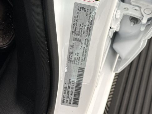 Used 2022 RAM 1500 Limited AWD/4WD image 29