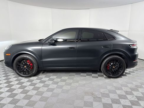 Used 2026 Porsche Cayenne S AWD/4WD image 2
