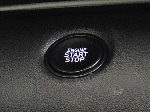 Certified 2025 Hyundai Elantra Sport FWD image 30