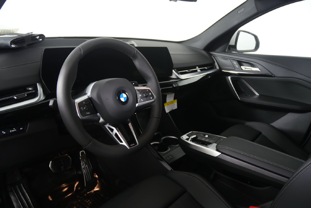 Used 2026 BMW X2 xDrive28i w/ Technology Package AWD/4WD image 12