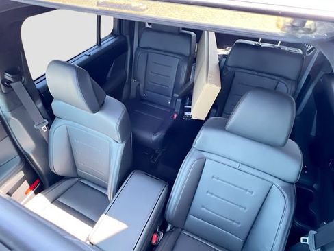 New 2025 Hyundai Santa Fe Calligraphy image 23