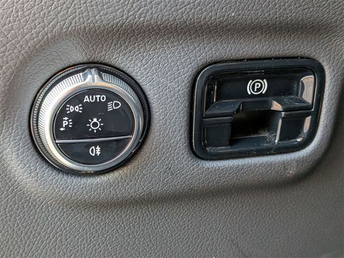 Used 2024 Mercedes-Benz EQE 350+ SUV w/ AMG Line Exterior Package image 17