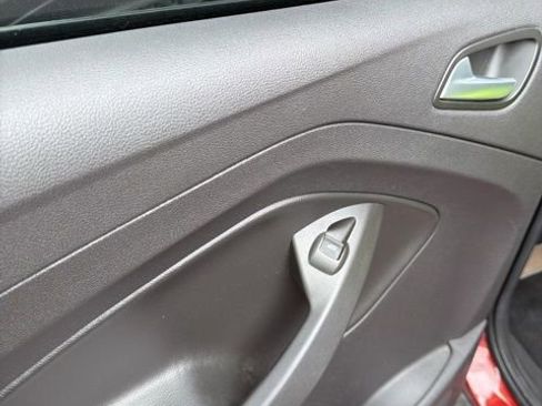 Used 2016 Ford Escape SE AWD/4WD image 21