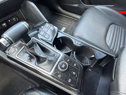Used 2024 Kia Sportage SX FWD image 31