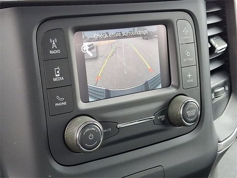 Used 2024 RAM 2500 Tradesman w/ Chrome Appearance Group image 12