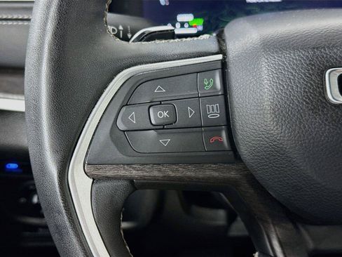 Used 2024 Jeep Grand Cherokee Limited 4xe AWD/4WD image 12