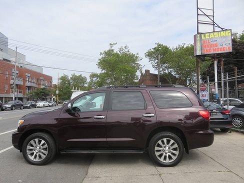 Used 2015 Toyota Sequoia Limited AWD/4WD image 7