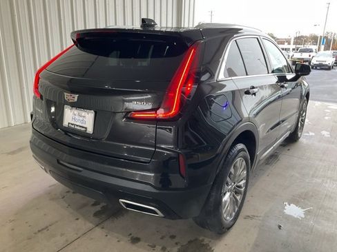Used 2024 Cadillac XT4 Premium Luxury image 24
