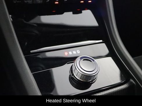 Used 2025 Jeep Grand Cherokee Altitude AWD/4WD image 18