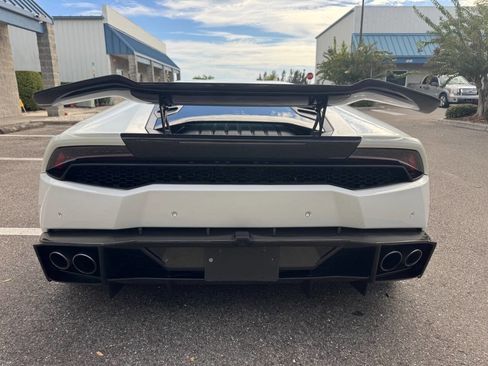 Used 2015 Lamborghini Huracan LP 610-4 image 8