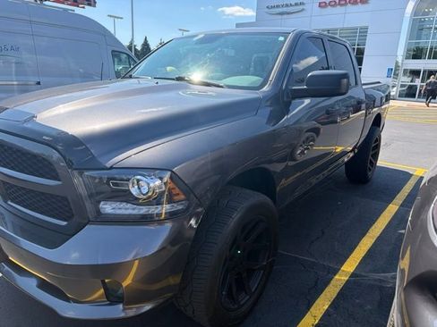 Used 2015 RAM 1500 Express AWD/4WD image 3