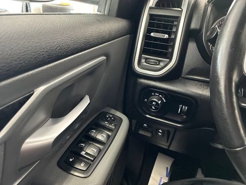 Used 2020 RAM 1500 Big Horn AWD/4WD image 58