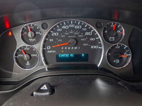 Used 2020 Chevrolet Express 3500 LT w/ LT Preferred Equipment Group image 19