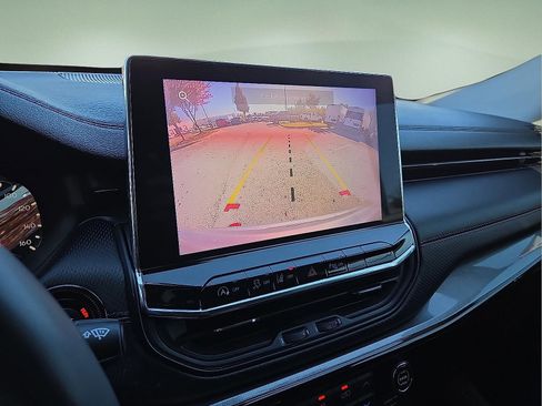 Used 2022 Jeep Compass Trailhawk w/ Trailer Tow Group image 13