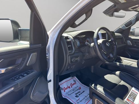 Used 2019 RAM 1500 Limited AWD/4WD image 5