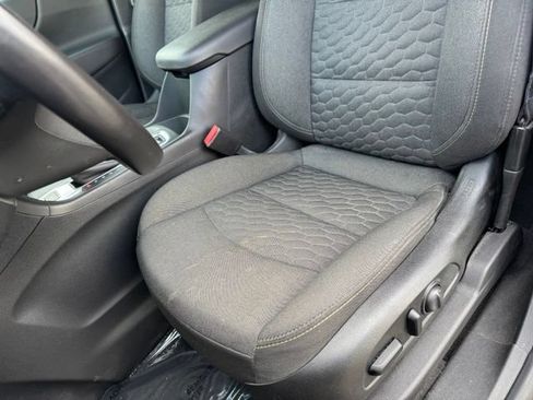Used 2019 Chevrolet Equinox LT AWD/4WD image 5