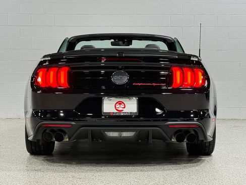 Used 2019 Ford Mustang GT Premium w/ Equipment Group 401A RWD image 8