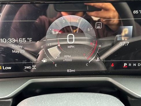 New 2026 GMC Acadia AT4 w/ Luxury Package AWD/4WD image 32