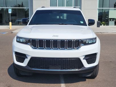 Used 2024 Jeep Grand Cherokee Laredo X