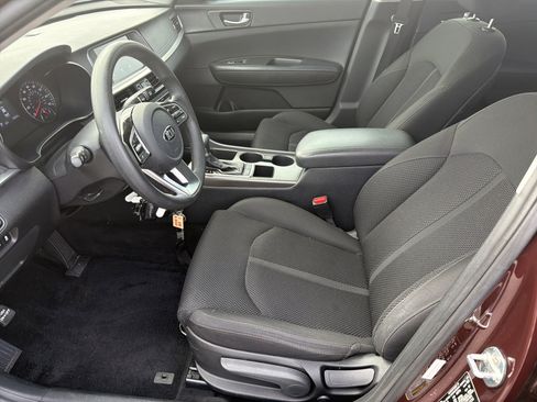 Used 2019 Kia Optima LX image 17