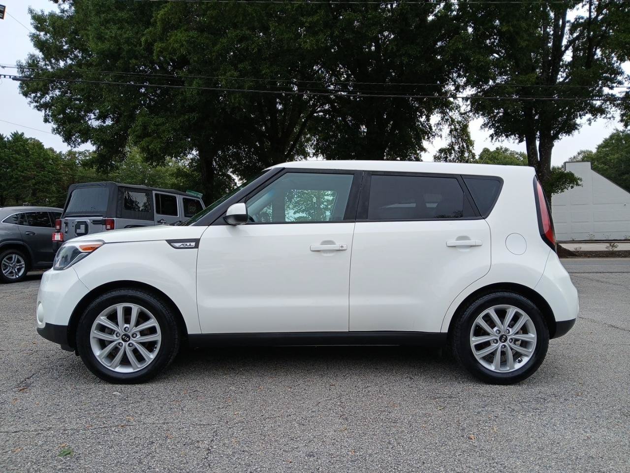 Used 2019 Kia Soul + FWD image 1