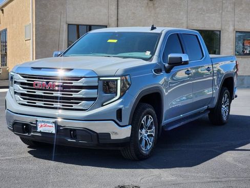 Used 2025 GMC Sierra 1500 SLE w/ X31 Off-Road Package AWD/4WD image 7