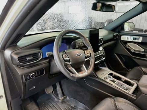 Used 2023 Ford Explorer ST w/ Technology Package AWD/4WD image 8