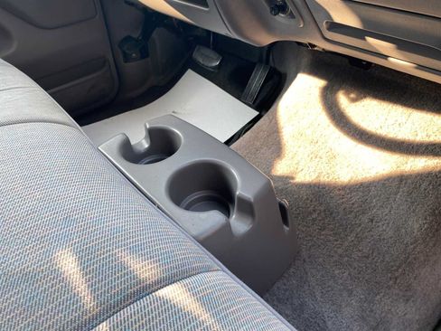 Used 1995 Ford F150 2WD Regular Cab image 24