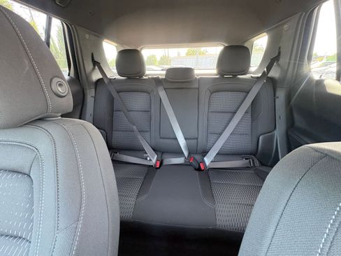 Used 2025 Chevrolet Equinox LT FWD image 39