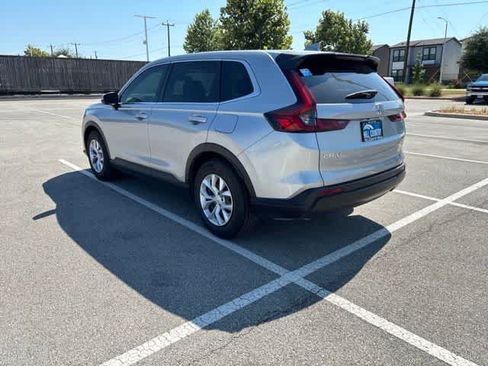 Used 2026 Honda CR-V LX image 3