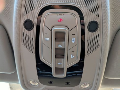 New 2026 Audi Q8 Premium Plus image 25