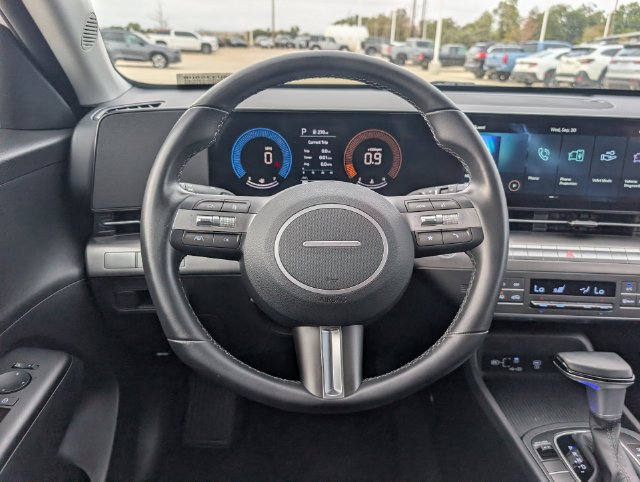 Used 2025 Hyundai Kona SEL FWD image 23