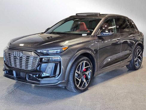 New 2025 Audi SQ6 e-tron Prestige image 7