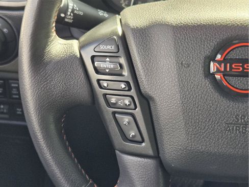 Used 2024 Nissan Titan PRO-4X w/ Pro-4x Convenience Package AWD/4WD image 27