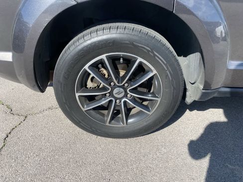 Used 2018 Dodge Journey SE w/ Connectivity Group image 5