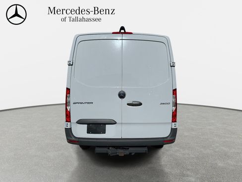 Used 2024 Mercedes-Benz Sprinter 2500 image 6