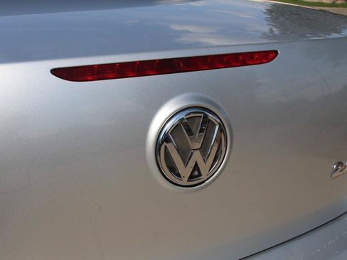 Used 2012 Volkswagen Eos Komfort FWD image 43