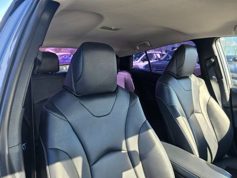 Used 2020 Toyota Prius Prime Limited image 11