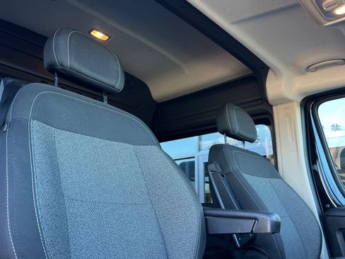 Used 2021 RAM ProMaster 3500 w/ Convenience Group image 17