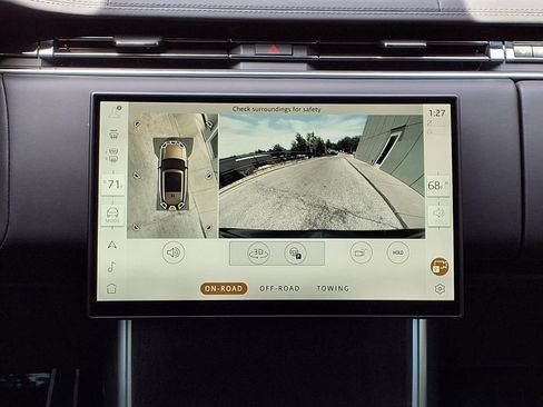 Certified 2025 Land Rover Range Rover SE AWD/4WD image 19