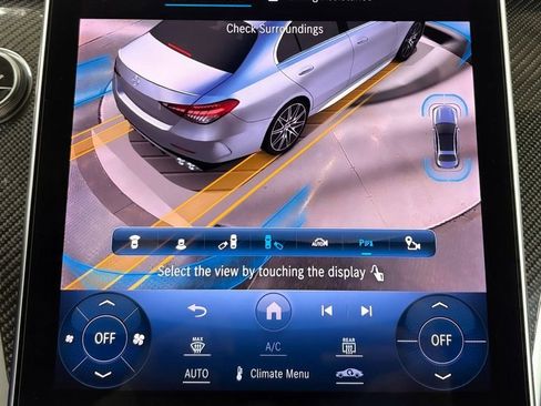 Used 2023 Mercedes-Benz C 43 AMG 4MATIC Sedan image 23