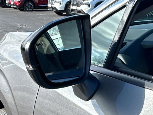 New 2026 Nissan Murano SL image 11